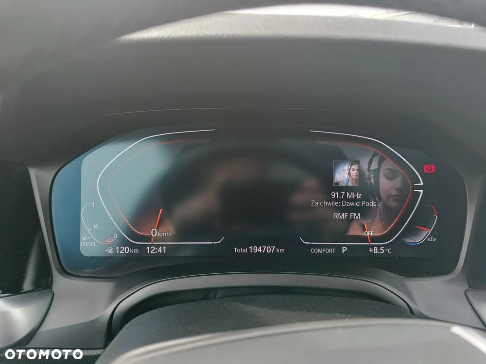 BMW Seria 3 318d mHEV - 18