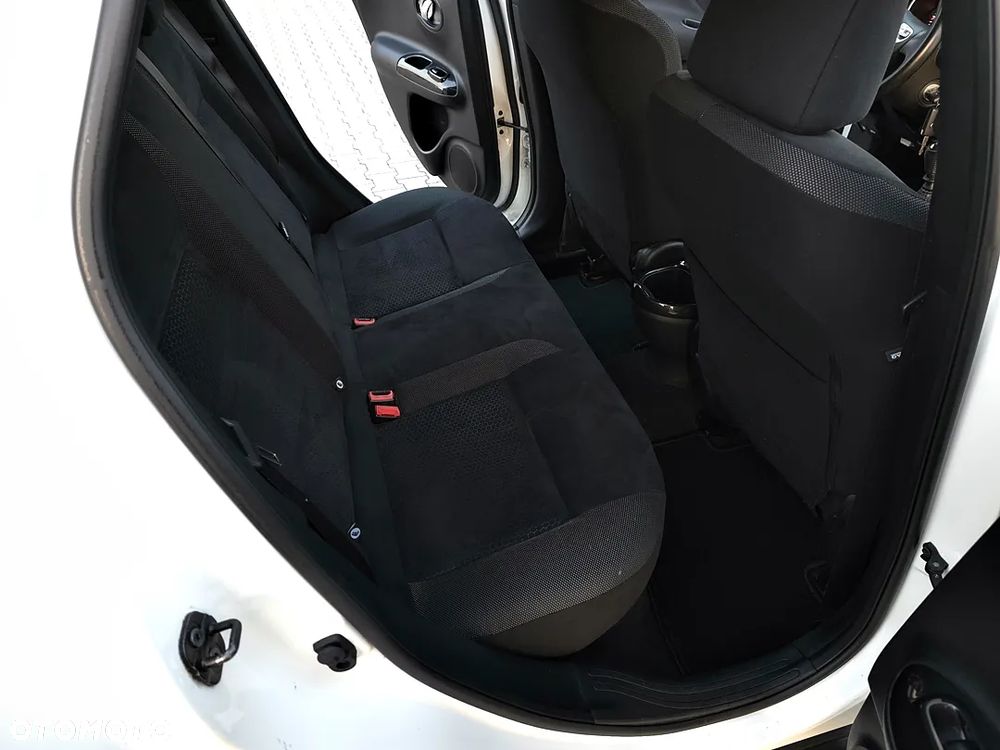 Nissan Juke 1.2 DIG-T Tekna (lea) EU6 - 37