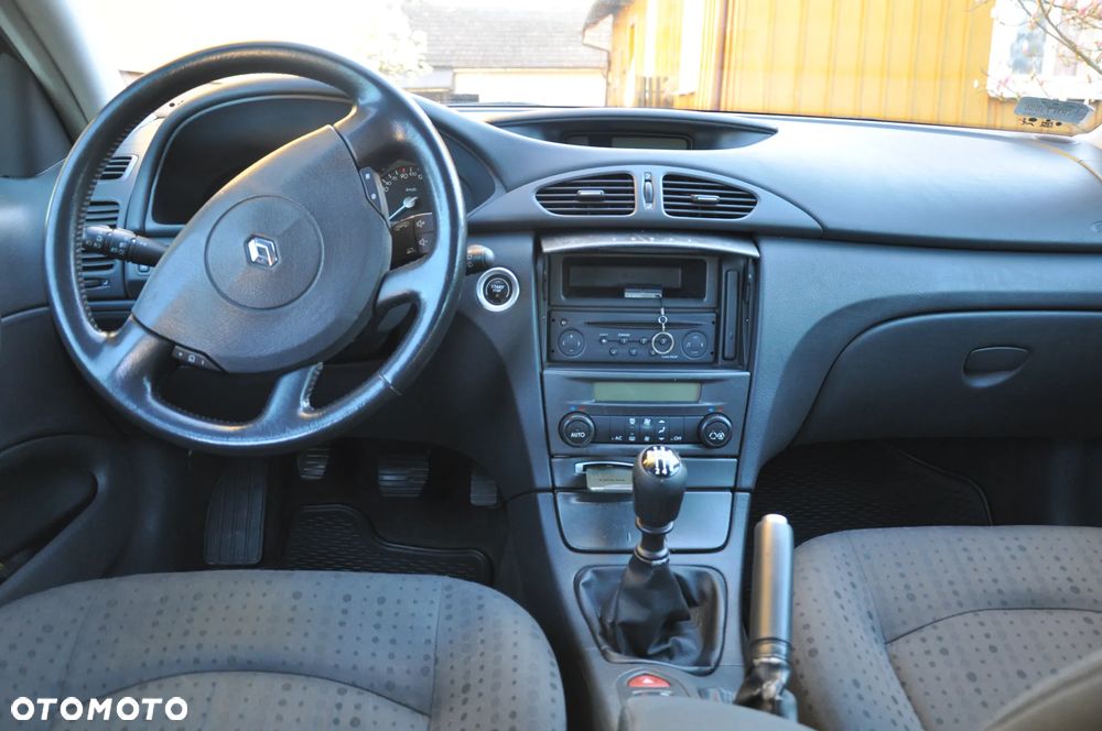 Renault Laguna 1.9 dCi Confort Expression - 6