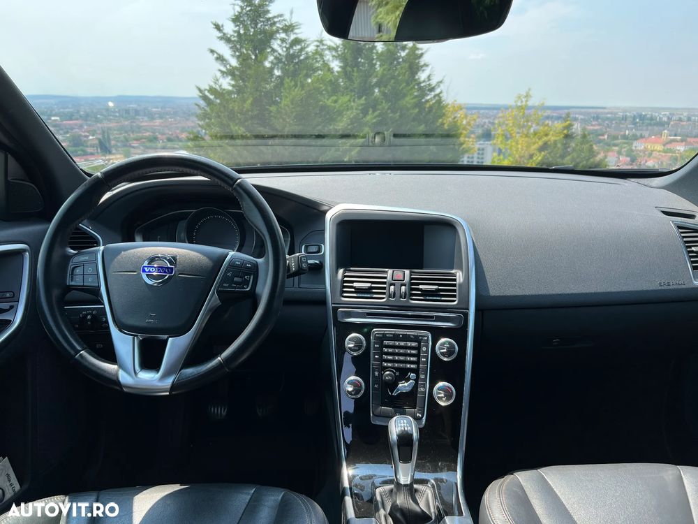 Volvo XC 60 D3 Inscription - 6