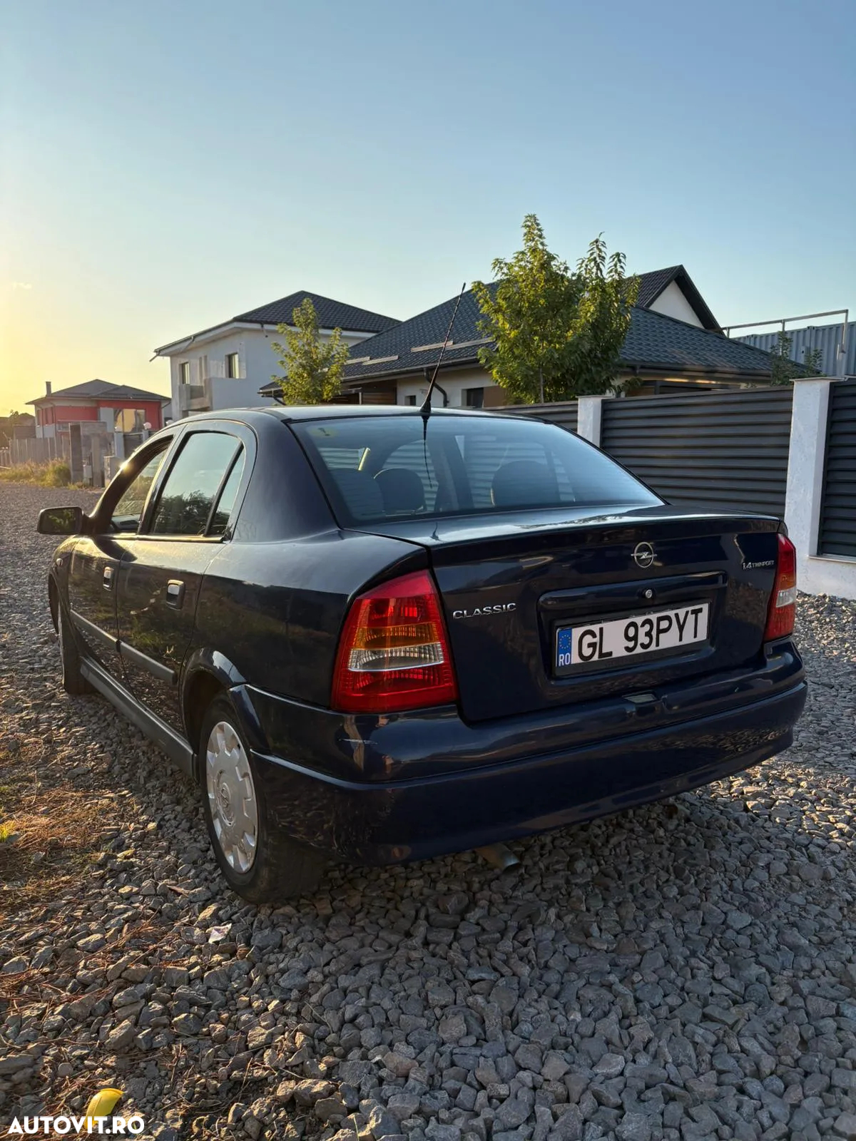 Opel Astra Classic 1.6i - 2