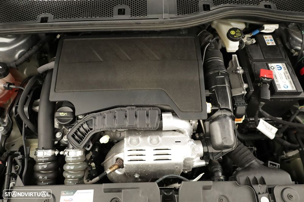 Citroën C4 1.2 PureTech Plus EAT8 - 24