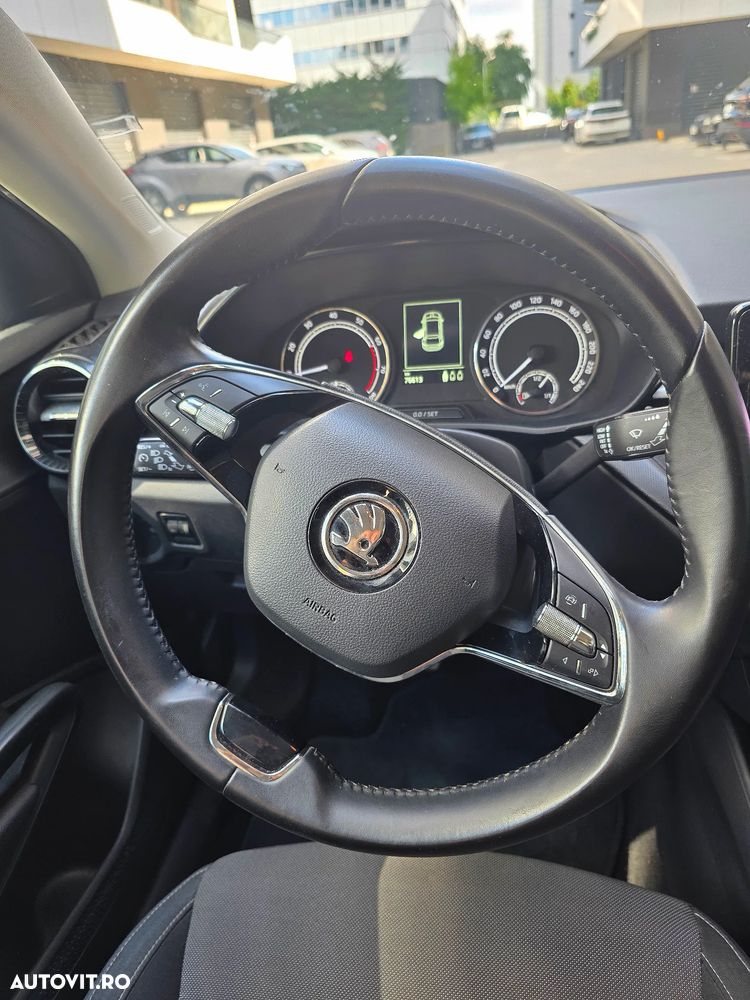 SKODA Fabia 2022 — imagine 8