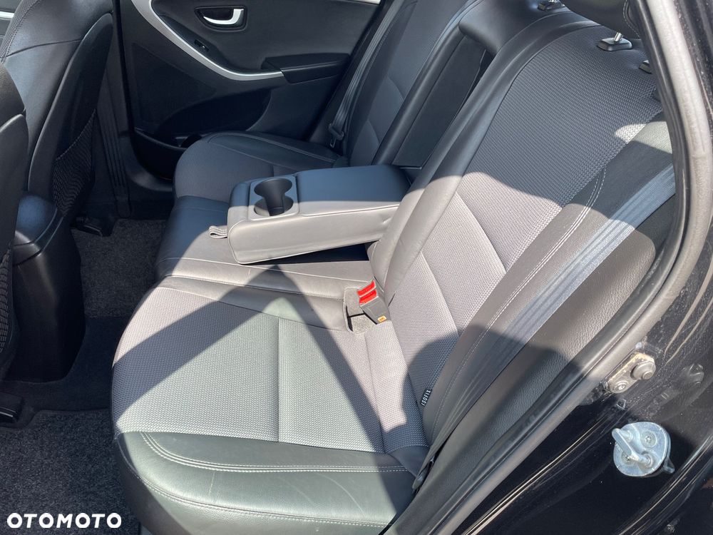 Hyundai i30 1.4 Advantage - 13