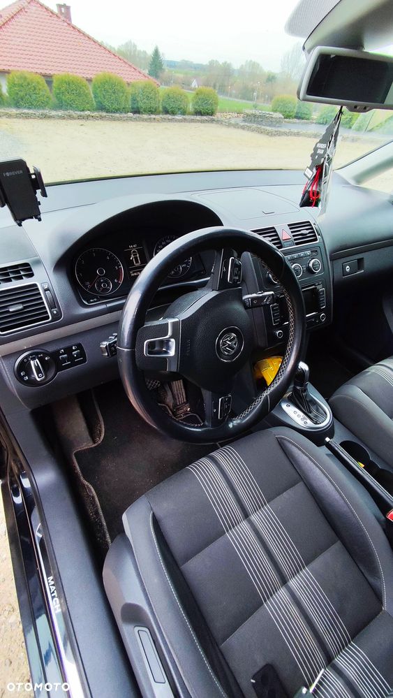 Volkswagen Touran 2.0 TDI DPF BlueMotion Technology DSG MATCH - 9