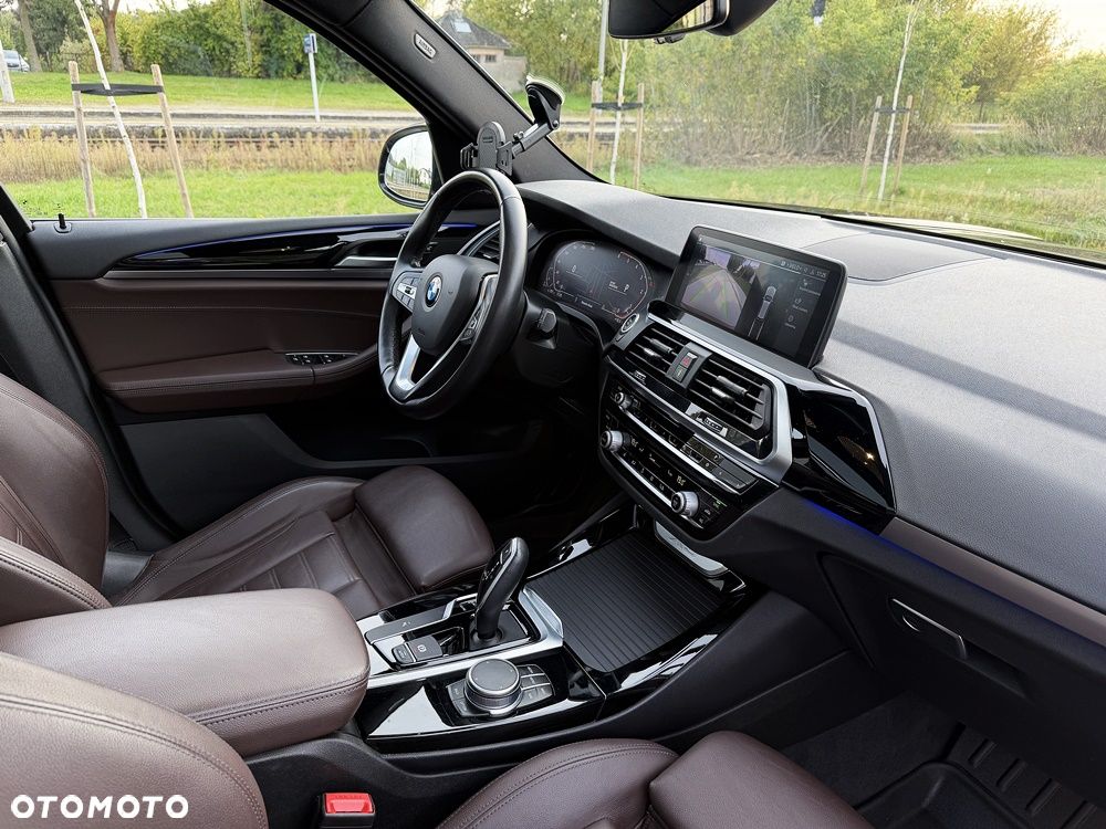 BMW X3 sDrive18d MHEV xLine sport - 23