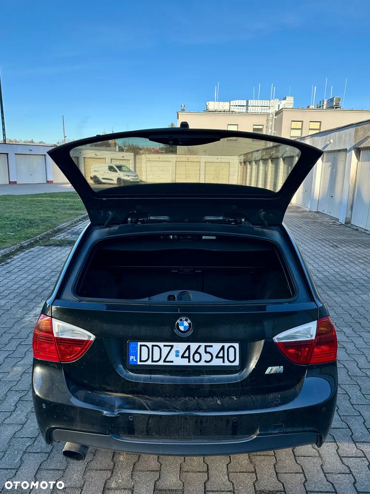 BMW Seria 3 318i Edition Sport - 16