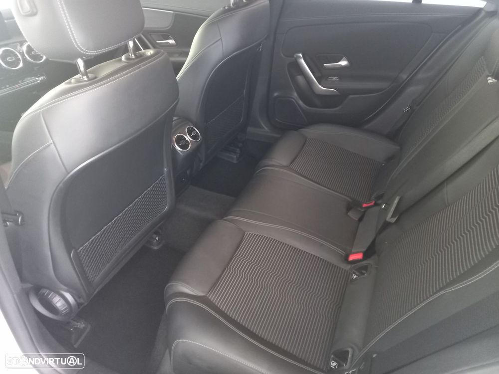 Mercedes-Benz CLA 180 - 8