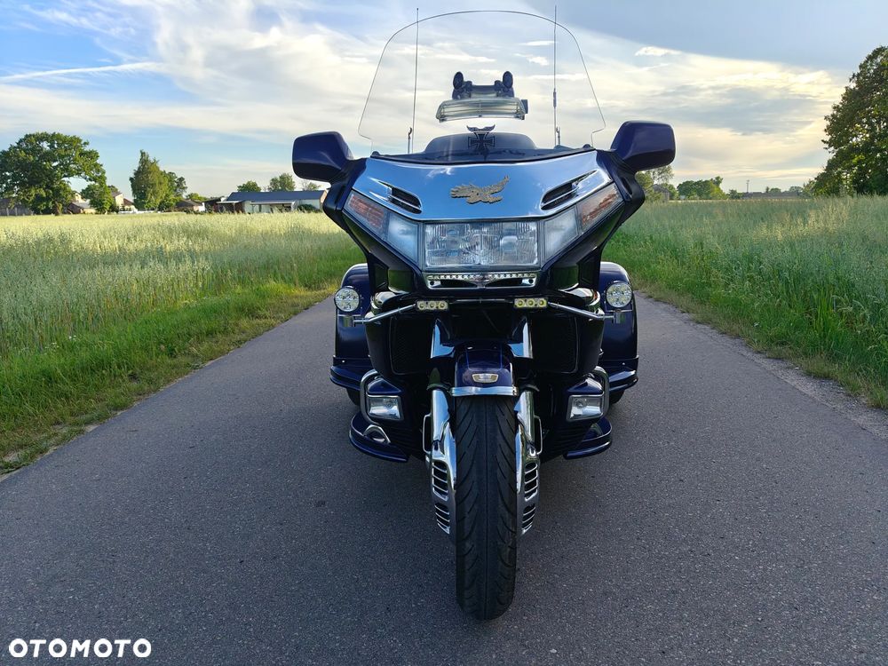 Honda GL - 10