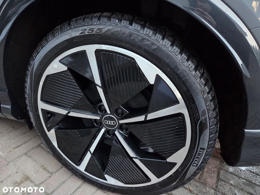 Audi Q4 e-tron - 26