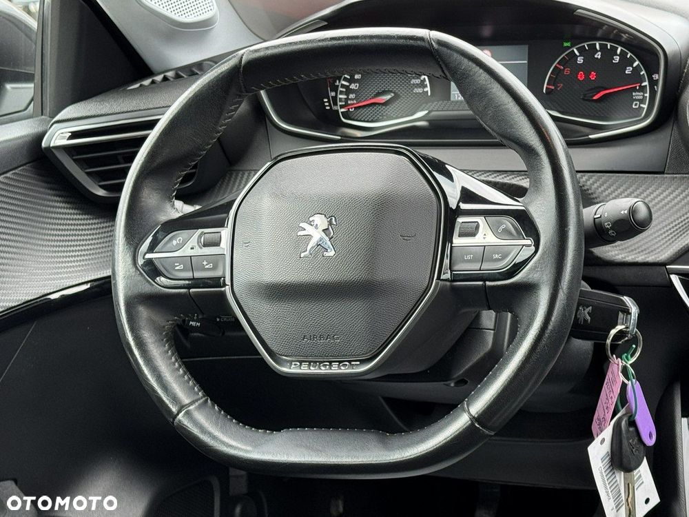 Peugeot 208 PureTech 100 Style - 25