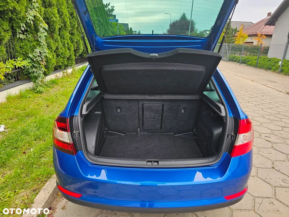 Skoda RAPID Spaceback 1.4 TSI DSG Drive - 12