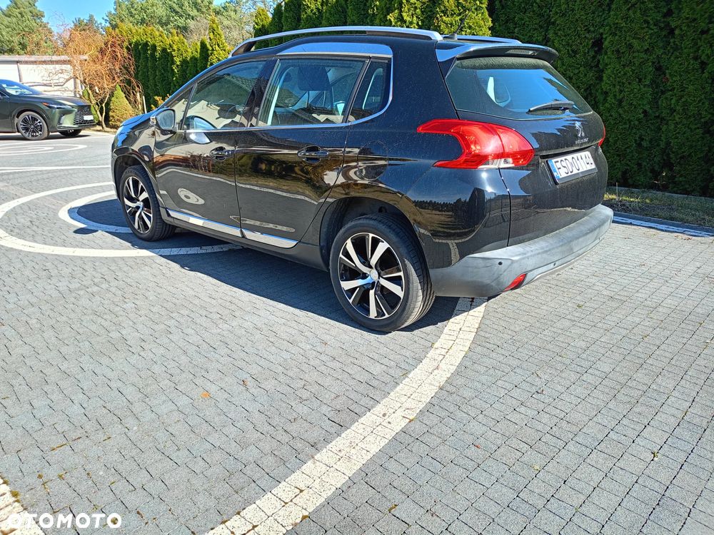 Peugeot 2008 120 VTI Allure - 4