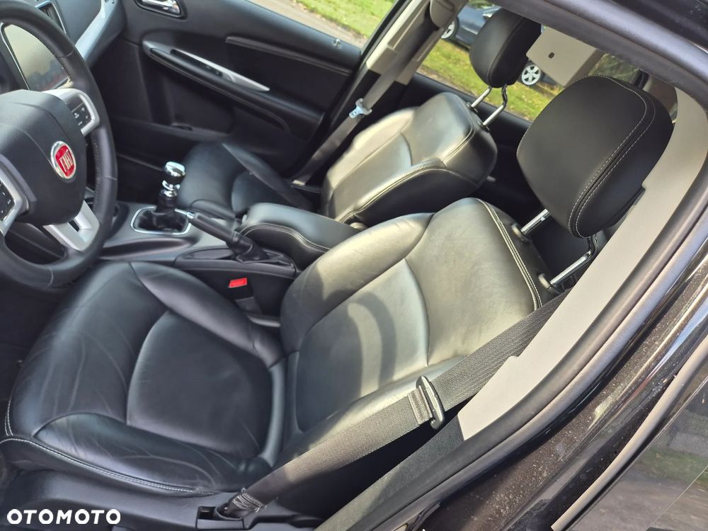 Fiat Freemont 2.0 Multijet - 26