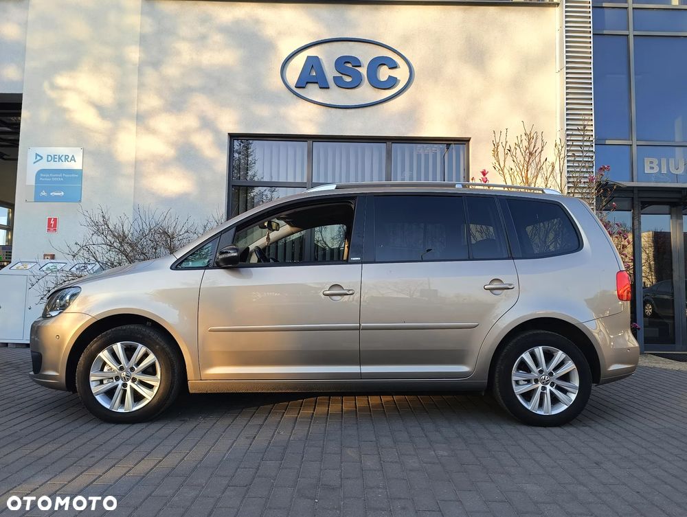 Volkswagen Touran 1.4 TSI STYLE - 26