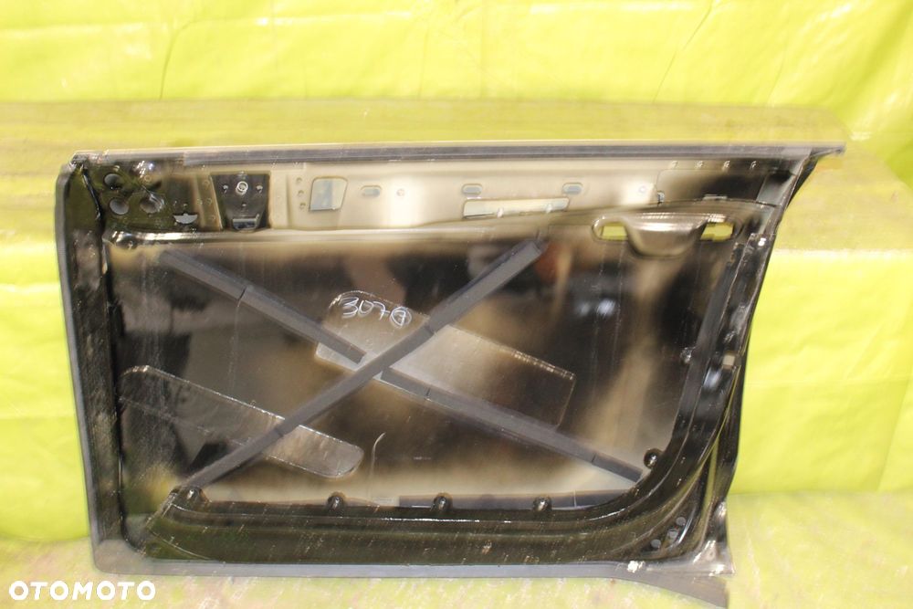 Drzwi Audi A8 IV D5 po 2017r. przód prawy - 2