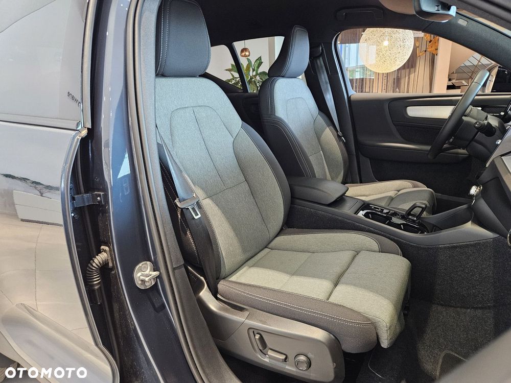 Volvo XC 40 - 28