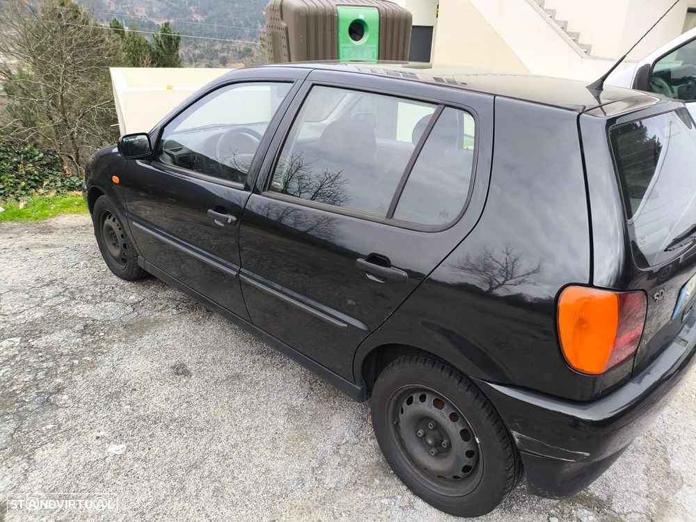 VW Polo - 2