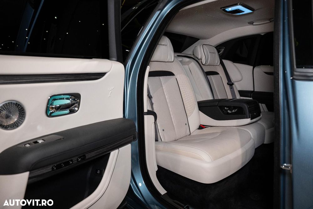 Rolls-Royce Ghost - 28