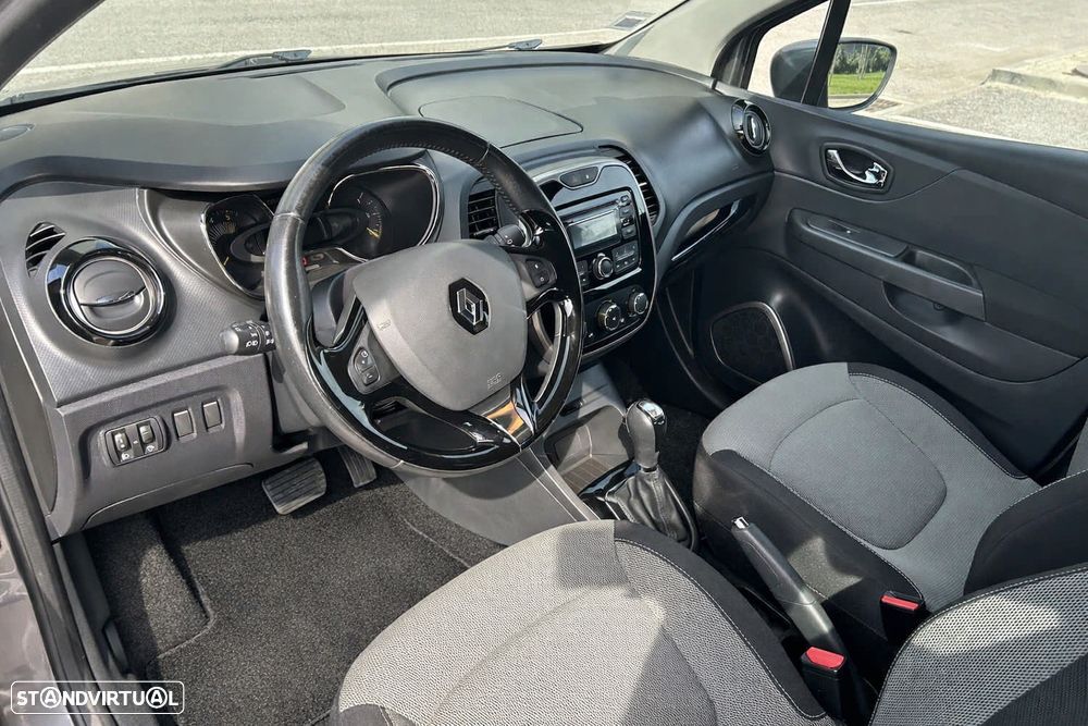 Renault Captur 1.5 dCi EDC - 10