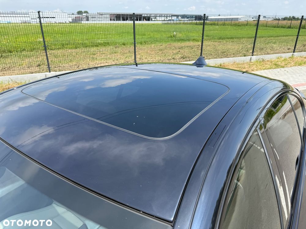 BMW Seria 5 530d xDrive - 12