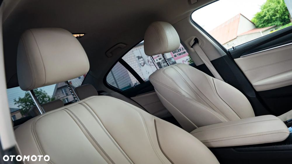 BMW Seria 5 520d xDrive Luxury Line - 8