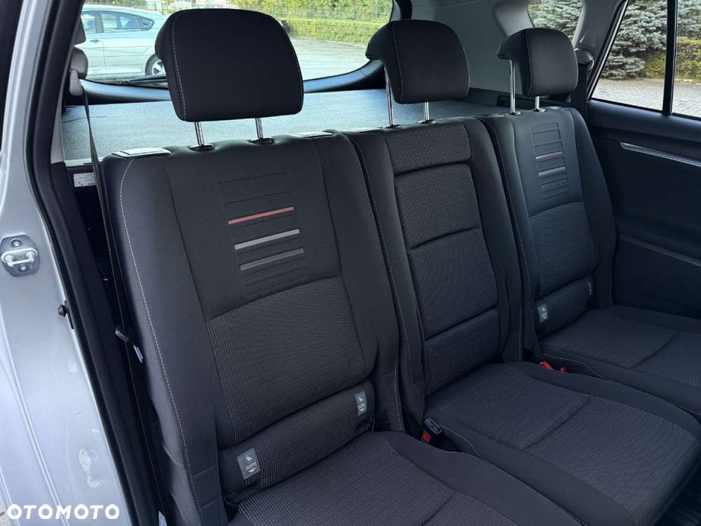 Toyota Verso - 34