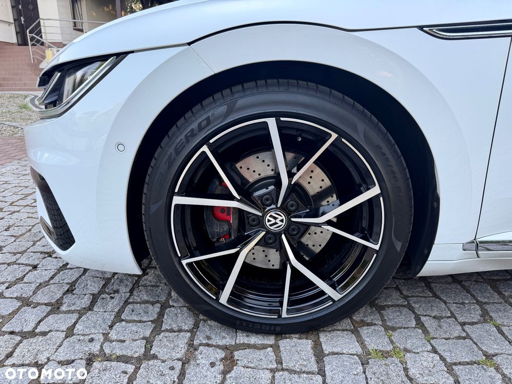 Volkswagen Arteon 2.0 TDI Bi-Turbo SCR 4Mot R-Line Edition DSG - 17