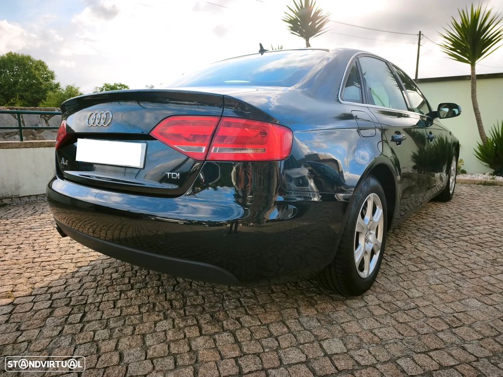 Audi A4 2.0 TDIe Advance - 6