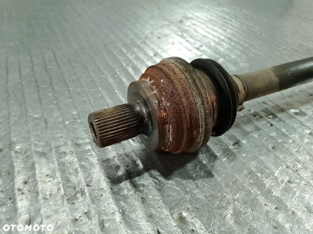 PÓŁOŚ LEWA TYŁ SKODA OCTAVIA IV 2.0 TSI - 4