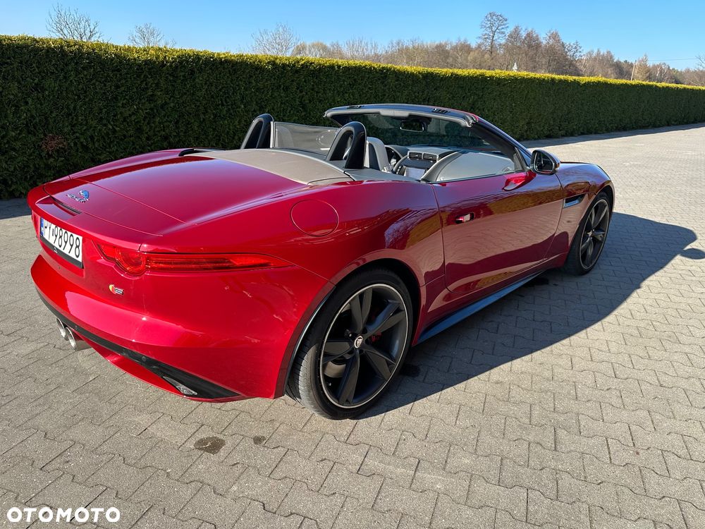 Jaguar F-Type S - 14
