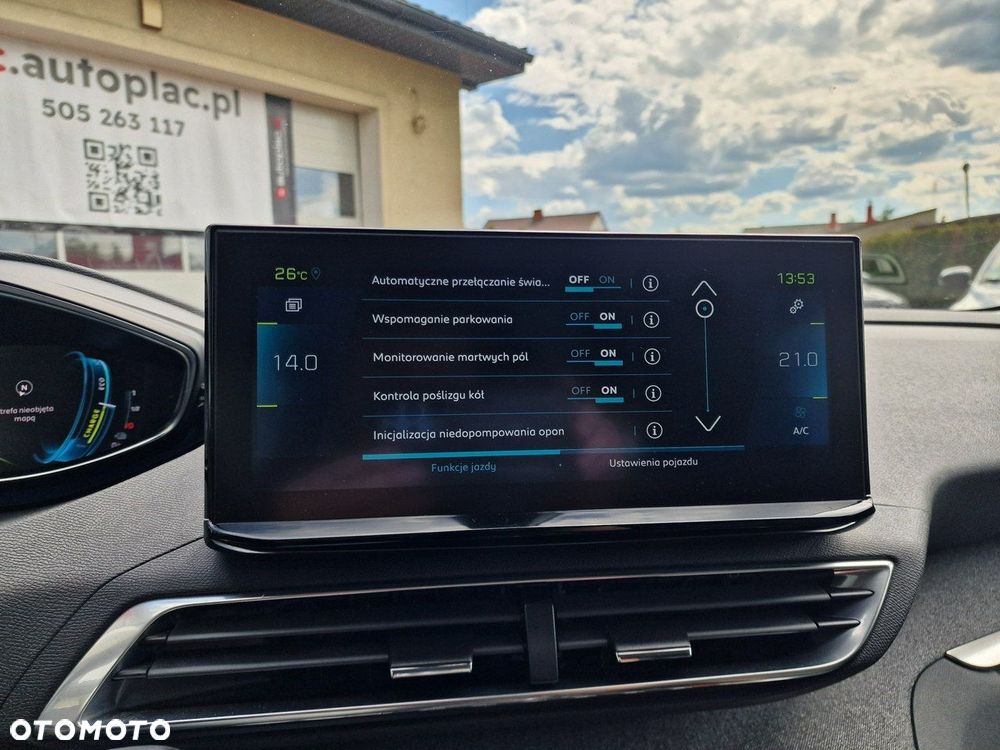 Peugeot 3008 1.6 PureTech Hybrid PHEV Allure S&S EAT8 - 31