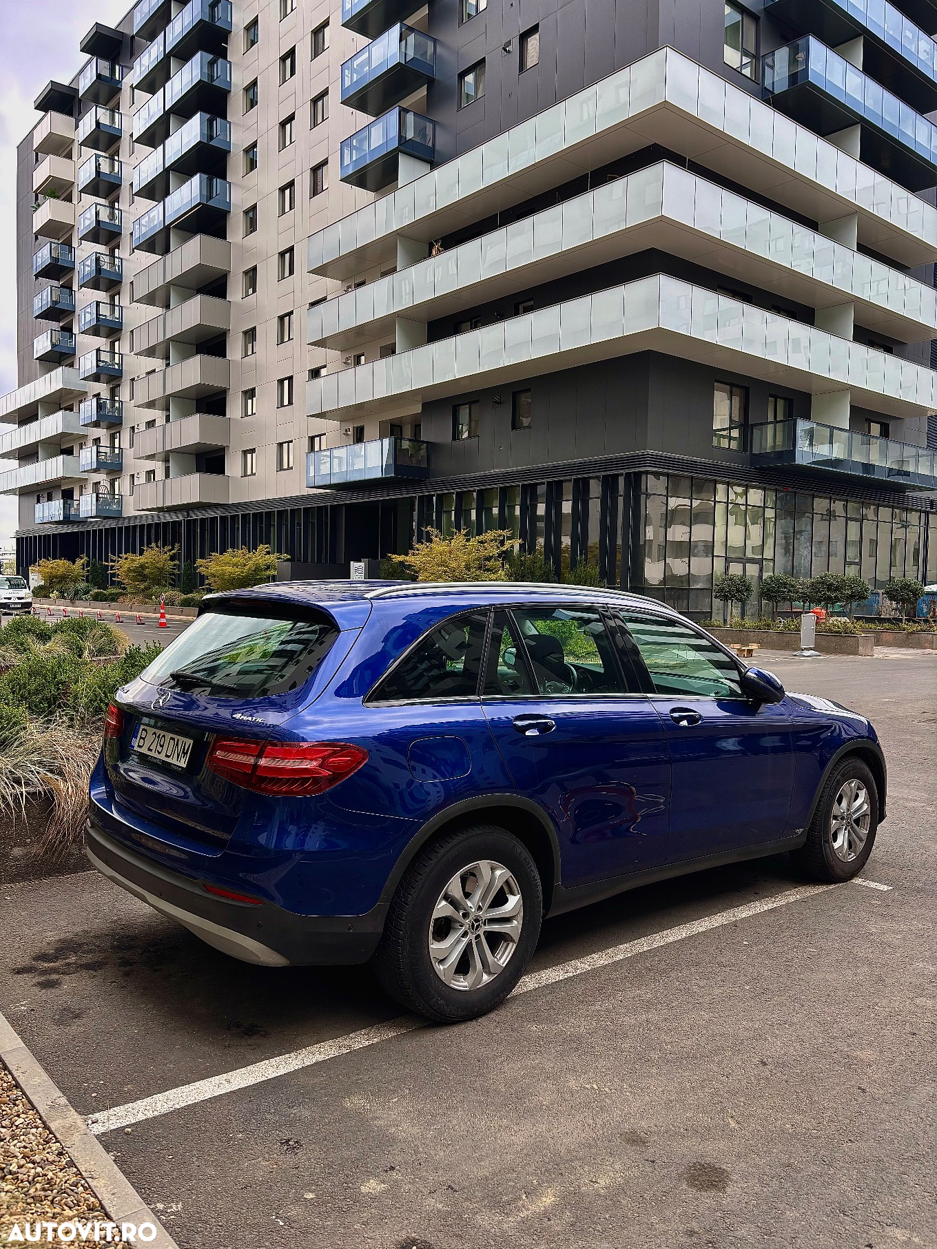 Mercedes-Benz GLC 250 4MATIC - 9