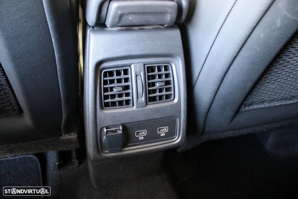 Renault Captur 1.0 TCe Exclusive - 41