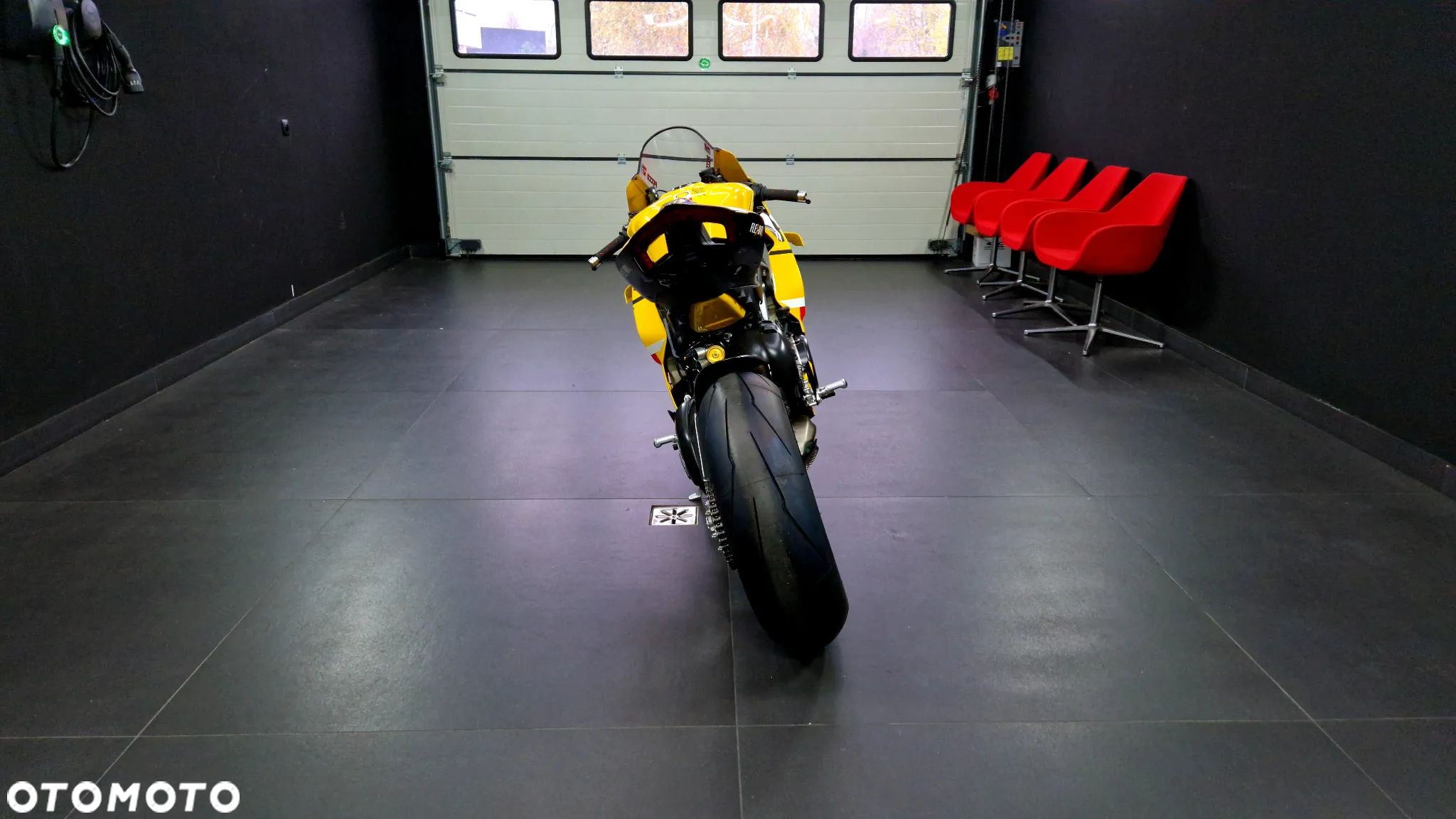 Ducati Panigale V4S - 4