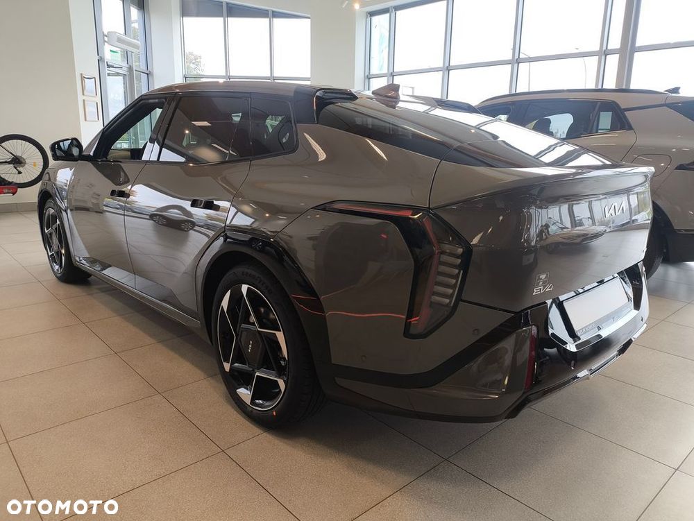 Kia EV4 - 6