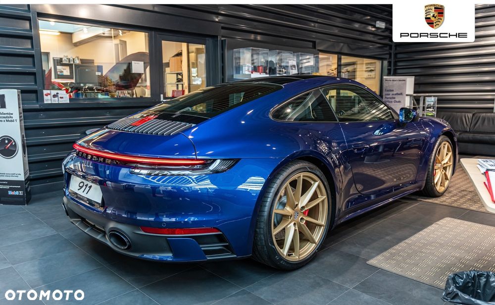 Porsche 911 Carrera 4S - 2