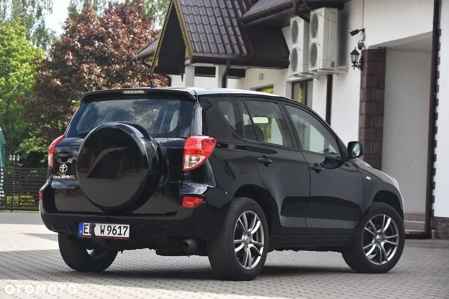 Toyota RAV4 2.0 4x4 Automatik Sol - 9