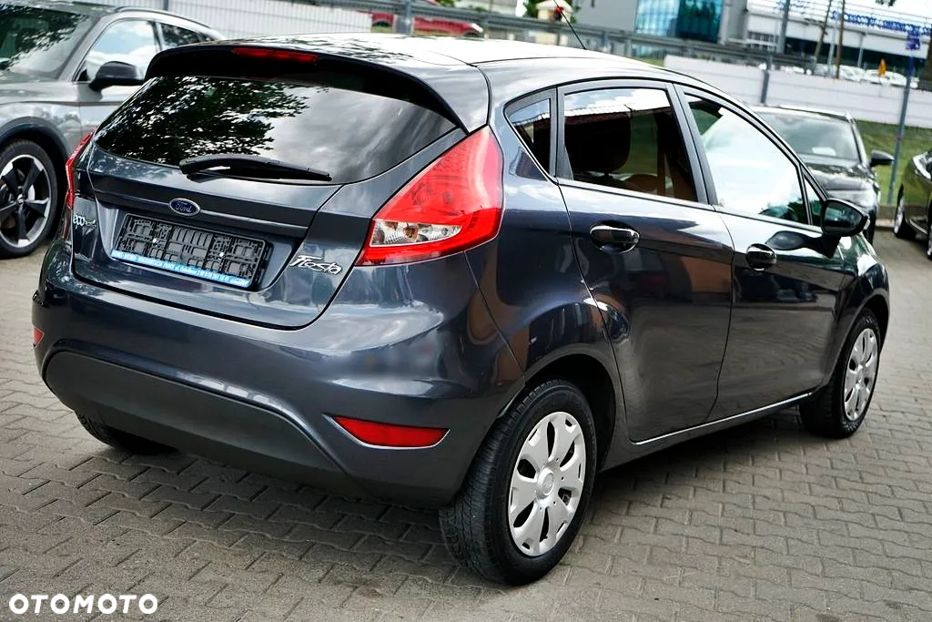 Ford Fiesta - 7