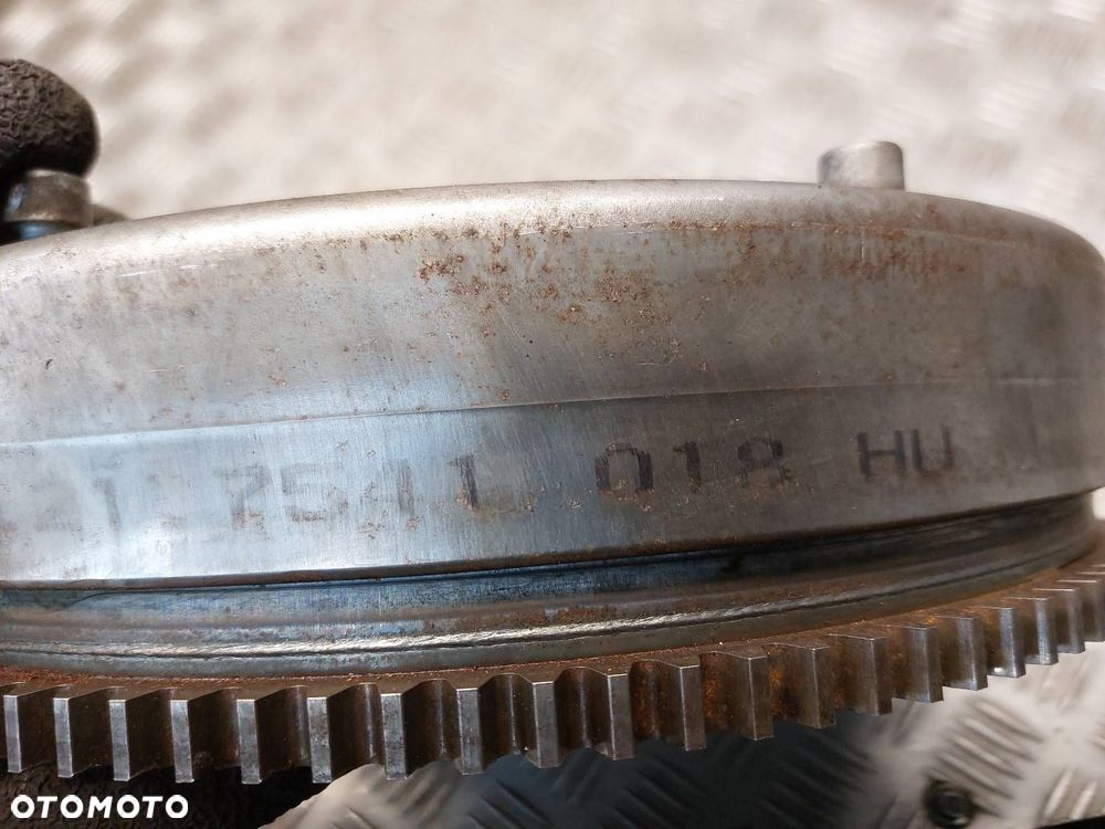 KOŁO DWUMASOWE + TARCZA + DOCISK BMW E90 2.0 16V 7541018 - 8