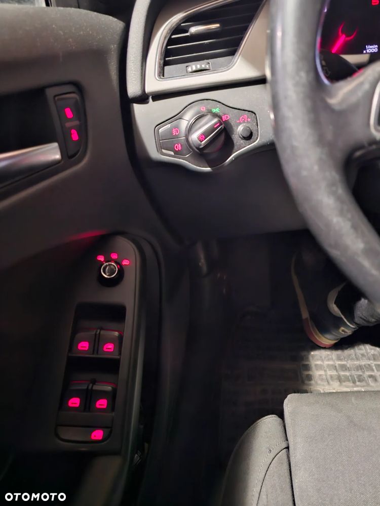 Audi A4 Avant 2.0 TDI - 14