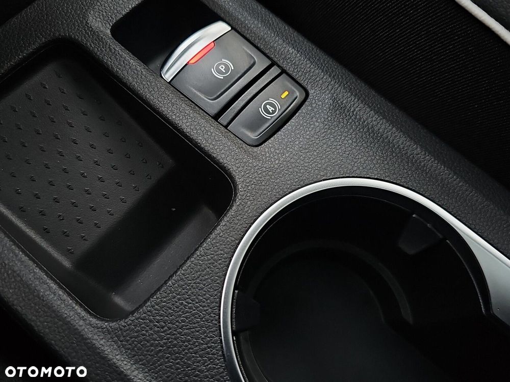 Renault Captur 1.0 TCe Techno - 30