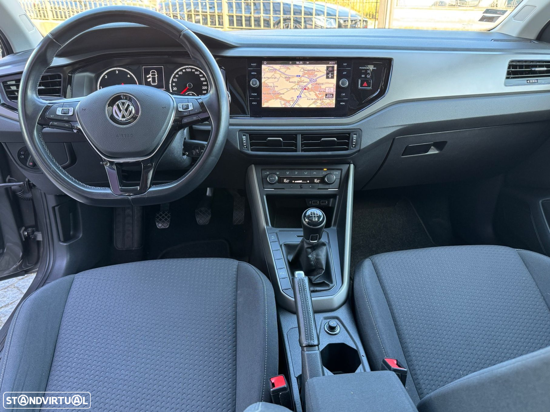 VW Polo 1.6 TDI Highline - 18