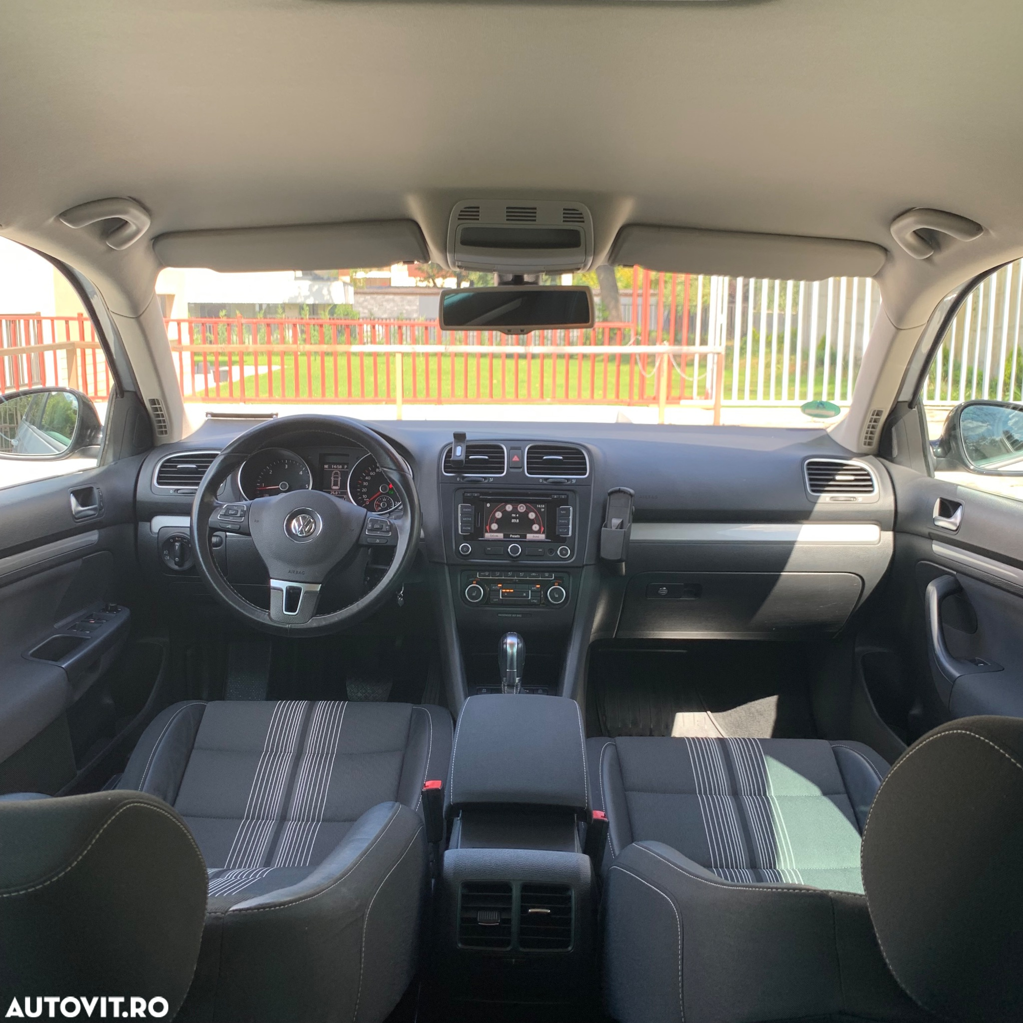 Volkswagen Golf 1.6 TDI BlueMotion Technology DPF Comfortline DSG - 9
