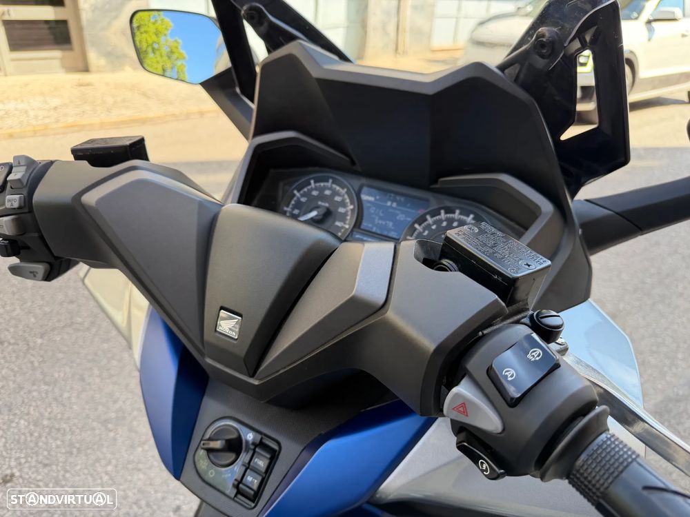 Honda Forza 125 - 11