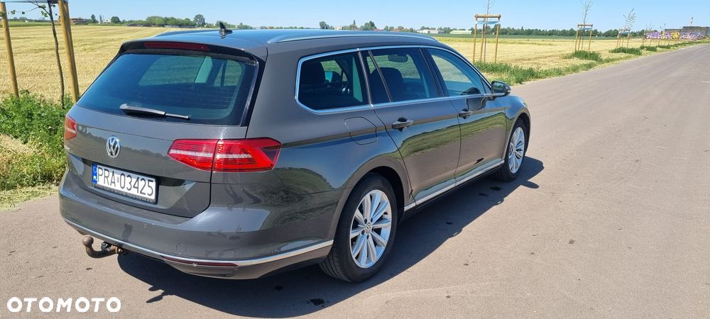Volkswagen Passat 2.0 TDI SCR DSG Highline - 3
