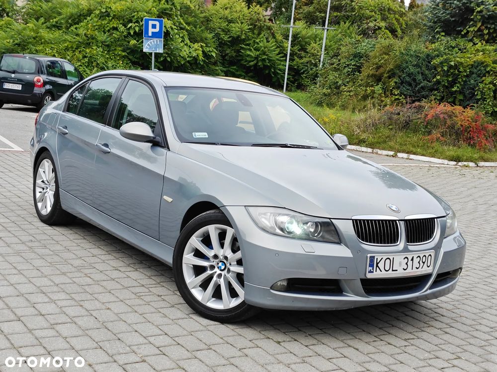 BMW Seria 5 520i - 26