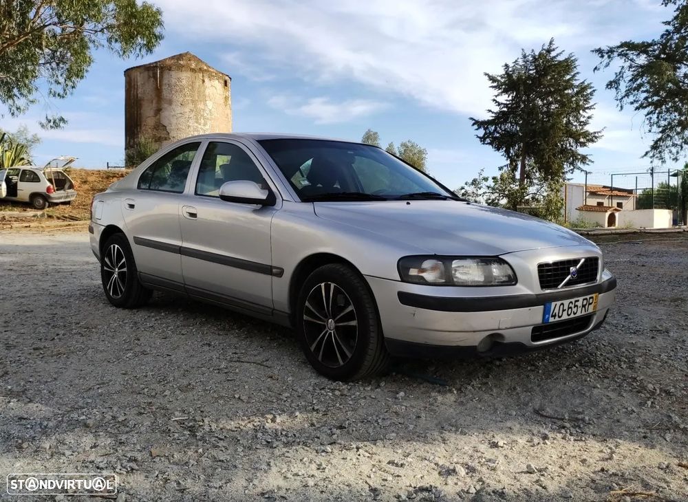 Volvo S60 2.0 T - 1