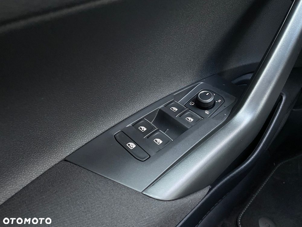 Volkswagen Taigo 1.5 TSI ACT R-Line Plus DSG - 24