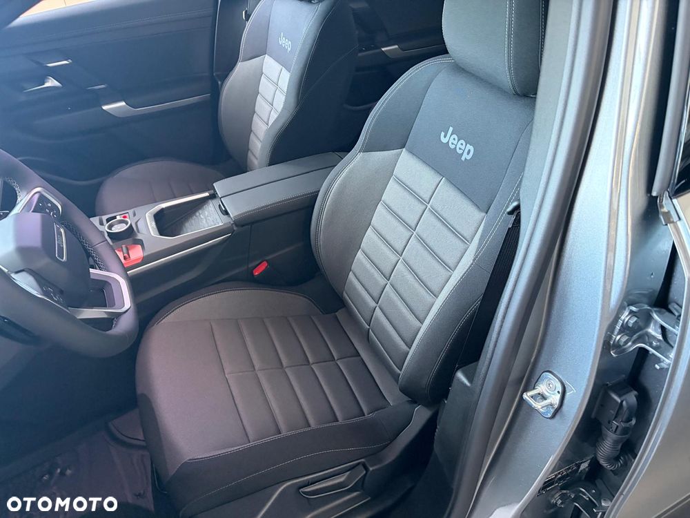 Jeep Compass 1.2 T3 mHEV Altitude FWD DCT - 4